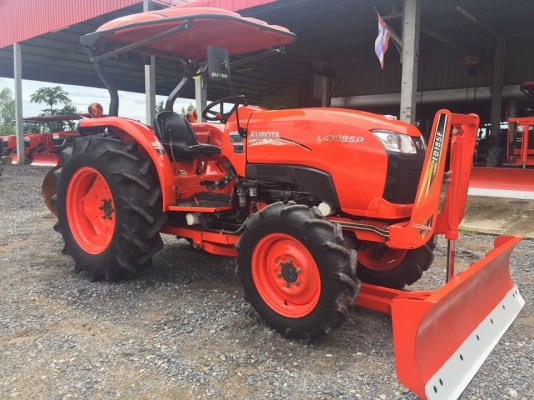 ขายรถไถคูโบต้า L4708SP สภาพนางฟ้า สวยๆเดิมๆ ใช้งานน้อยมาก 658ชม. เล่มทะเบียนพร้อม ขายพร้อมอุปกรณ์ใบมีดดันดินหน้าและโลเตอร์รีตรางช้าง ราคา 478,000 บาท สนใจติดต่อ