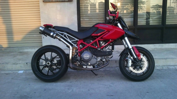Ducati hypermotard 796 ปี2011