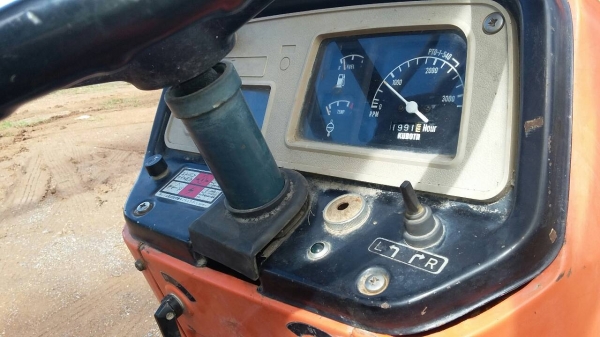 ขายรถ KUBOA L1802 ตัวเปล่าเครื่องดีไม่หอน ขายรถ KUBOA L1802 ตัวเปล่าเครื่องดีไม่หอน