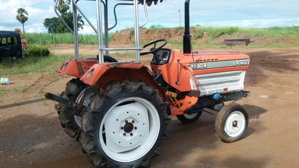 ขายรถ KUBOA L1802 ตัวเปล่าเครื่องดีไม่หอน ขายรถ KUBOA L1802 ตัวเปล่าเครื่องดีไม่หอน