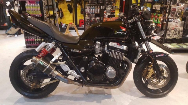 -CB1300 ปี 99-00 ปลั๊คแดง สพม แท้