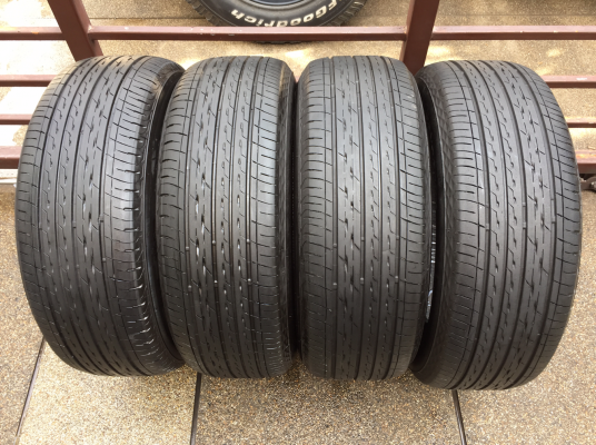 ยาง Bridgestone 215 60 16 ปี15 ดอกเยอะ ราคาไม่แพง ยาง Bridgestone 215 60 16 ปี15 ดอกเยอะ ราคาไม่แพง