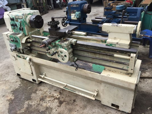 ขายเครื่องกลึงแยม6ฟุตเต็มถอดคอม้าได้3เพลามีเบรครูนิ้วครึ่งสีไม่ค่อยสวยเครื่องเงียบพร้อมใช้ราคา70000