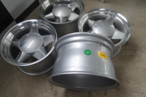 ล้อเรโทร TURBO JAPAN ล้อเรโทร TURBO JAPAN