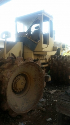 รถแทรกเตอร์ล้อหนาม CATERPILLER 816