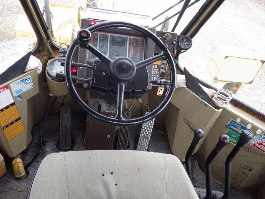 KOMATSU WA300-1 ซีเรียล 30,000 ญี่ปุ่นแท้ โทร.090-986-2521 อ๊อบ