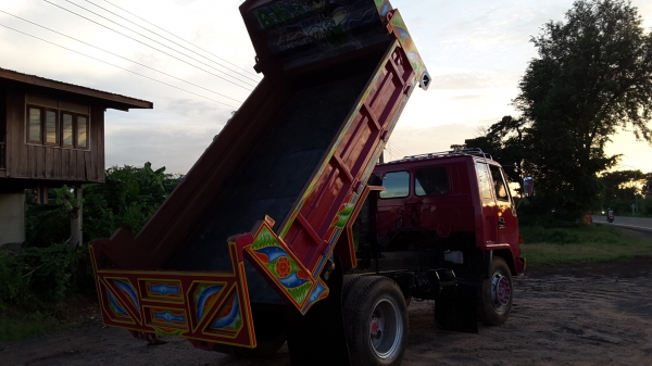 ขายรถดั้ม 185 ยาง 9.00 R 20 พวงมาลัยเพาว์เวอร์ เบลคทิฟฟี่ แอร์ ขายรถดั้ม 185 ยาง 9.00 R 20 พวงมาลัยเพาว์เวอร์ เบลคทิฟฟี่ แอร์