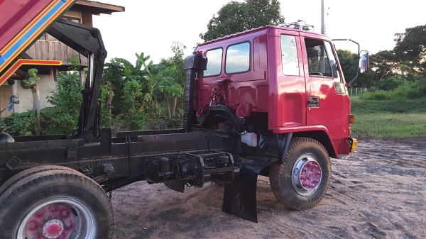 ขายรถดั้ม 185 ยาง 9.00 R 20 พวงมาลัยเพาว์เวอร์ เบลคทิฟฟี่ แอร์ ขายรถดั้ม 185 ยาง 9.00 R 20 พวงมาลัยเพาว์เวอร์ เบลคทิฟฟี่ แอร์