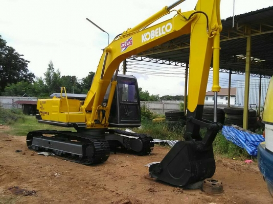 **575,000 บ.ต่อรอง/// แบคโฮ KOBELCO SK120 MARK  มาร์ค3 ยอดนิยม ไฟตัด เครื่อง+ปั้ม ดี แรง บูมอาร์มสวย ช่วงล่าง70-75\% เอวแน่น เก๋งสวย เช็ค/บิลด์ ใหม่ สวยๆ พร้อมใช้ สัญญาซื้อขาย ตามสภาพ **ขาย KOBELCO MARK3 SK120 แบคโฮพิมพ์นิยม เช็ค/บิลด์ ใหม่ สวยงาม โนบุ้ค พ