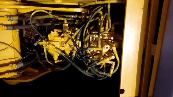 **575,000 บ.ต่อรอง/// แบคโฮ KOBELCO SK120 MARK  มาร์ค3 ยอดนิยม ไฟตัด เครื่อง+ปั้ม ดี แรง บูมอาร์มสวย ช่วงล่าง70-75\% เอวแน่น เก๋งสวย เช็ค/บิลด์ ใหม่ สวยๆ พร้อมใช้ สัญญาซื้อขาย ตามสภาพ **ขาย KOBELCO MARK3 SK120 แบคโฮพิมพ์นิยม เช็ค/บิลด์ ใหม่ สวยงาม โนบุ้ค พ