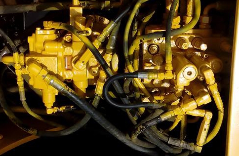 **575,000 บ.ต่อรอง/// แบคโฮ KOBELCO SK120 MARK  มาร์ค3 ยอดนิยม ไฟตัด เครื่อง+ปั้ม ดี แรง บูมอาร์มสวย ช่วงล่าง70-75\% เอวแน่น เก๋งสวย เช็ค/บิลด์ ใหม่ สวยๆ พร้อมใช้ สัญญาซื้อขาย ตามสภาพ **ขาย KOBELCO MARK3 SK120 แบคโฮพิมพ์นิยม เช็ค/บิลด์ ใหม่ สวยงาม โนบุ้ค พ