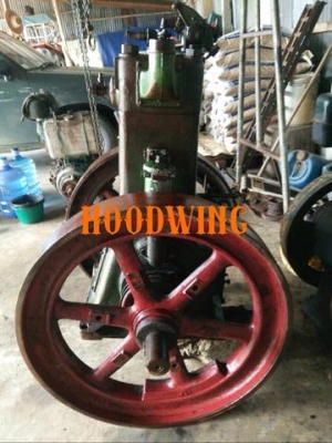 เครื่องยนต์เก่าขนาดใหญ่ Slavia