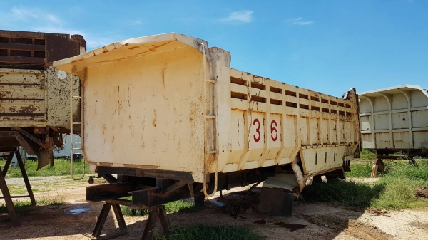 ขาย กระบะดั้มท้องเรือ เสรีชัย