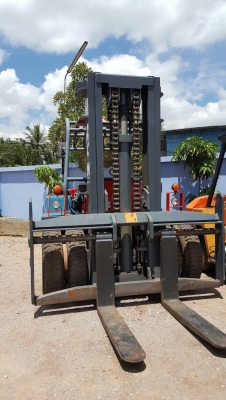 ต้องการขายรถฟอร์คลิฟต์ 6ตัน จำนวน3คัน คันละ 380,000บาท ต้องการขายรถฟอร์คลิฟต์ 6ตัน จำนวน3คัน คันละ 380,000บาท