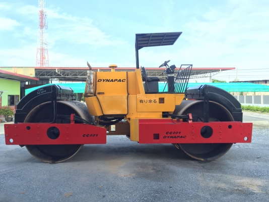 ขายรถบด17ตันDYNAPACรุ่นCC501นำเข้าจากญี่ปุ่น ไม่เคยใช้งานในไทย มีเอกสารพร้อมหน้าเหล็กหลังเหล็ก  บดอัดสั่นสเทือนได้ทั้ง2ล้อ เอวออ่น  เครื่องยนต์ดีเซล6สูบ สภาพดีพร้อมใช้งานมีให้เลือกหลายคันหลายขนาด