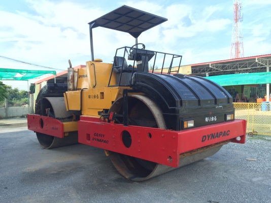 ขายรถบด17ตันDYNAPACรุ่นCC501นำเข้าจากญี่ปุ่น ไม่เคยใช้งานในไทย มีเอกสารพร้อมหน้าเหล็กหลังเหล็ก  บดอัดสั่นสเทือนได้ทั้ง2ล้อ เอวออ่น  เครื่องยนต์ดีเซล6สูบ สภาพดีพร้อมใช้งานมีให้เลือกหลายคันหลายขนาด