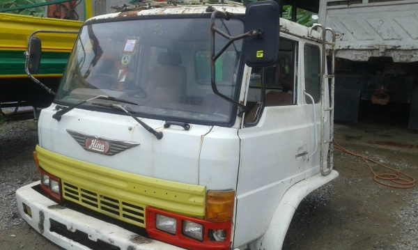 ขายหัว HINO F-17 ตามสภาพ ภายในครบๆ ขายหัว HINO F-17 ตามสภาพ ภายในครบๆ