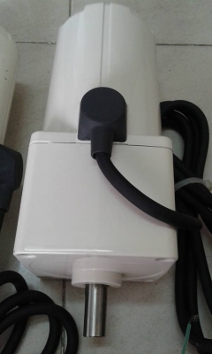 มอเตอร์ทดรอบ 220 โวล์ เพลา 15 มิล JAPAN ของใหม่คับ