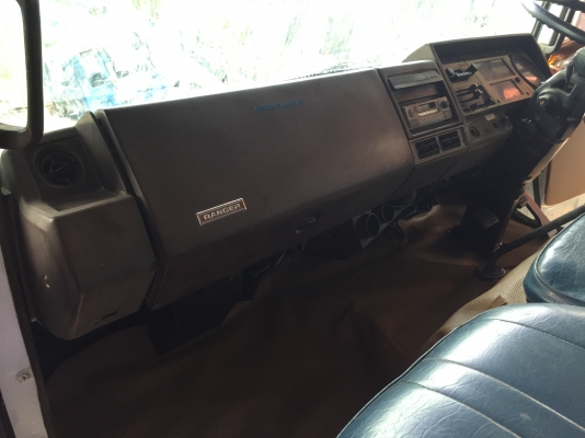 ขาย หัวสิบล้อ HINO F18 สภาพสวยมาก มีขาดีดหน้า-ขาหลังครบ