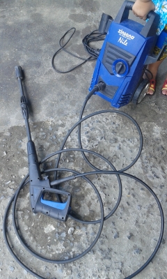 เครื่องฉีดแรงดันน้ำ