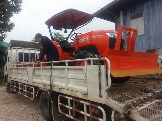 คูโบต้า L4708 4 WD ตัวเปล่าแน่นๆ เดิมๆโรงงาน ปี 2557