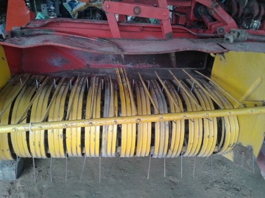 เครื่องอัดฟาง  แมสซี่120  พร้อม