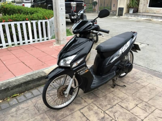 ขาย  HONDA CLICK 110 CC ปี 2551 เครื่องเดิม ทะเบียนเอกสารครบ