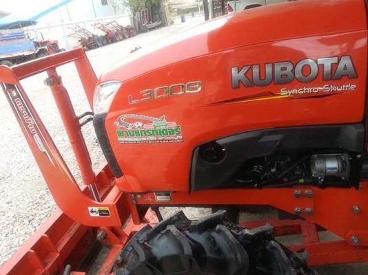 คูโบต้า L3008 4 WD ใบมีดตราช้าง ปี 2557