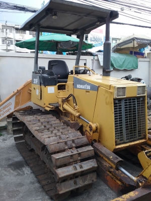 ขายรถเก่าใน KOMATSU D20-7E สภาพพร้อมใช้งาน เครื่องดี ขายรถเก่าใน KOMATSU D20-7E สภาพพร้อมใช้งาน เครื่องดี
