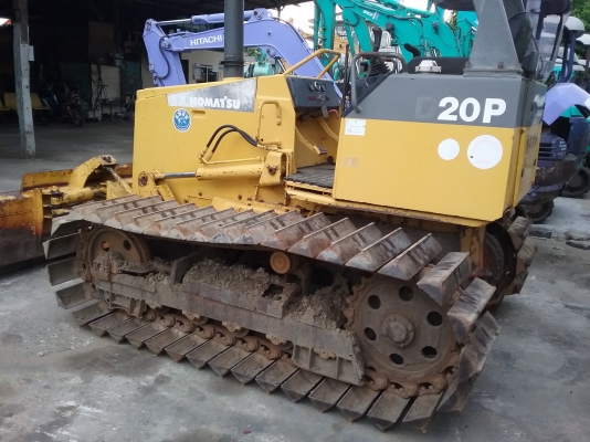 ขายรถเก่าใน KOMATSU D20-7E สภาพพร้อมใช้งาน เครื่องดี ขายรถเก่าใน KOMATSU D20-7E สภาพพร้อมใช้งาน เครื่องดี