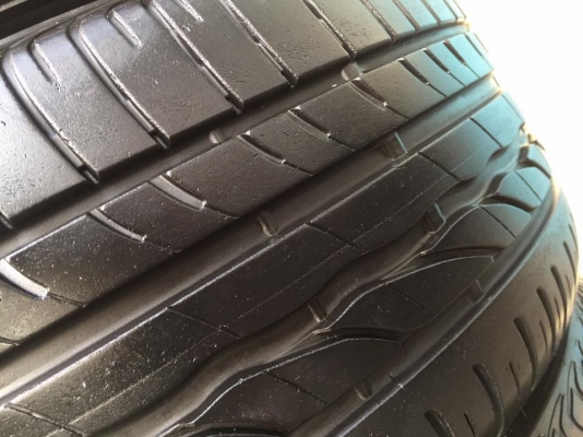 ขายยาง BRIDGESTONE TURANZA ER300 245-45-17 ปี15 ดอกเต็ม ไม่กินข้าง ไม่มีตำหนิ ชุดละ 6,900 บาท