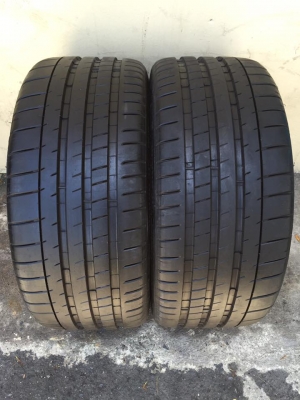 ขายยาง MICHELIN PILOT SUPER SPORT 235-35-20 ปี15 สุดคุ้ม...ราคาประหยัด สภาพป้ายแดง ไม่มีตำหนิ เส้นหน้ายางยังอยู่ คู่ละ 8,500 บาท