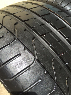 ขายยาง PIRELLI P-ZERO 285-30-19 ปี13 ดอกเต็ม ไม่มีปะ หน้ายางแห้งๆ ล่องไม่ร้าว คู่ละ 4,000 บาท