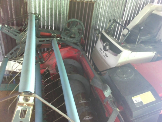 ขายรถเกี่ยว  DC 60 รถปี 53   พร้อมเทลอร์ลาก