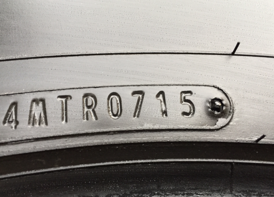 ยาง FALKEN 265 60 18 ปี15 ดอกเต็ม ไม่มีปะ ราคาไม่แพง ยาง FALKEN 265 60 18 ปี15 ดอกเต็ม ไม่มีปะ ราคาไม่แพง