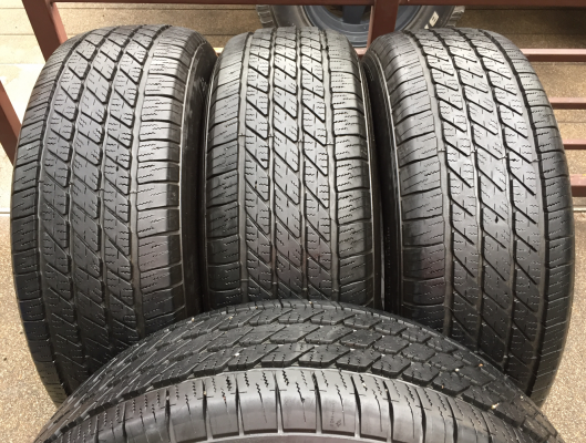 ยาง Michelin 265 65 17 ปี14 ดอกเต็ม ใช้กันยาว ราคาไม่แพง