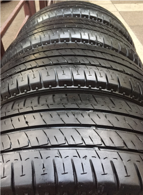 ยาง Michelin 215 65 16 ปลายปี14 ดอกเต็ม ใช้กันยาว ราคาไม่แพง ยาง Michelin 215 65 16 ปลายปี14 ดอกเต็ม ใช้กันยาว ราคาไม่แพง