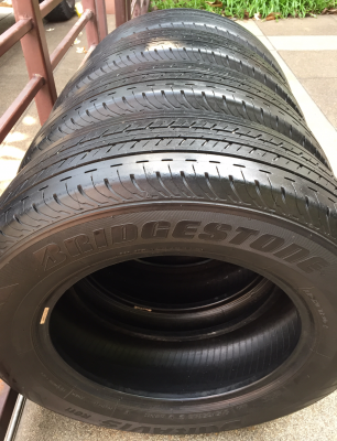 ยาง Bridgestone 215 65 16 ปี15 ดอกเต็ม ใช้กันยาว ราคาไม่แพง ยาง Bridgestone 215 65 16 ปี15 ดอกเต็ม ใช้กันยาว ราคาไม่แพง
