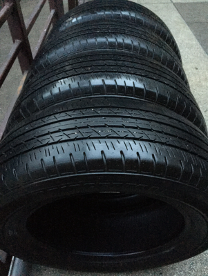 ยาง Bridgestone 215 60 16 ปลายปี14 ดอกเต็ม ใช้กันยาว ราคาไม่แพง