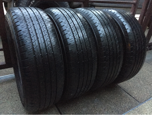 ยาง Bridgestone 215 60 16 ปลายปี14 ดอกเต็ม ใช้กันยาว ราคาไม่แพง
