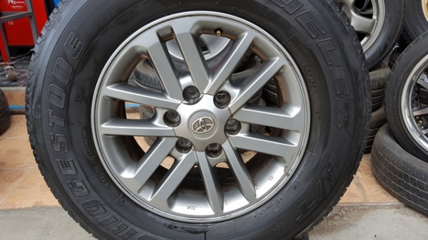 ขายล้อTOYOTA Fortuner 17 (สีกัล)พร้อมยาง 4 ล้อ
