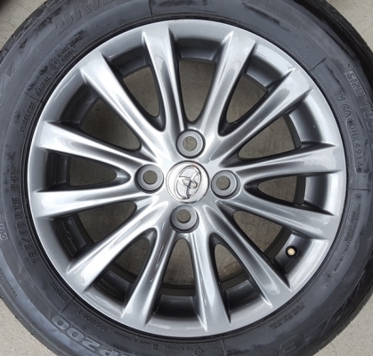 ขายล้อTOYOTA VIOS12ก้าน(สีกัล) ยางปี 14  4 ล้อ