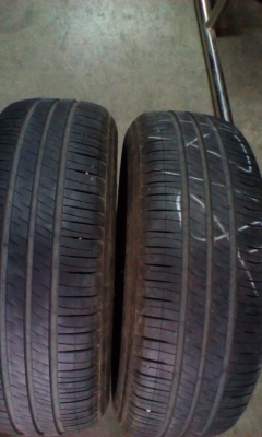 ยางมิชลิน 205/65/15ปี4112 มี1คู่ 1200บาท จัดส่งได้ทั่วไทยครับ