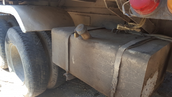 ขายสิบล้อหัวยาว