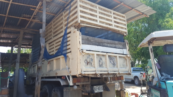 ขายสิบล้อหัวยาว