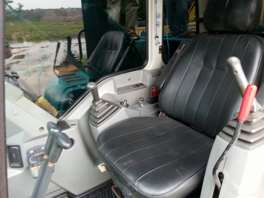 ขายรถแบคโค SK200 YN10 รถสวยสภาพดีมาก เอกสารเล่มทะเบียนพร้อมโอน สนใจโทร 090-8588220คุณนะ 093-3258446คุณบิว หรือเข้าดูสินค้าอื่นๆได้ที่ www.narong2truck.com หรือ www.truck.in.th/498 หรือเพจFacebook ณรงค์ ซื้อขายรถมือสอง (เว็บไซต์ส่วนตัว) หรือFacebook คุณนะ