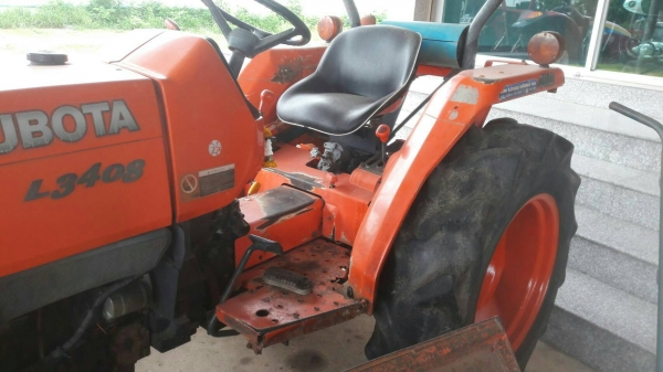 ขายถูกๆ ค่ะ รถไถ  คูโบต้า L34  0929871696