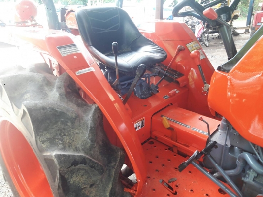 ขายถูกๆ ค่ะ รถไถ L34 ผานดันหน้า 0929871696 ขายถูกๆ ค่ะ รถไถ L34 ผานดันหน้า 0929871696