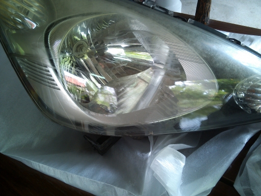 ไฟหน้า ฮอนด้า แจ๊ส ปี 2010