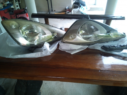 ไฟหน้า ฮอนด้า แจ๊ส ปี 2010